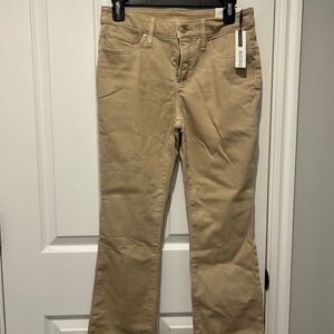 New fray hem flare jean